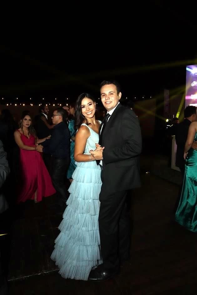 Diana Santiago y Jonathan Palacios
