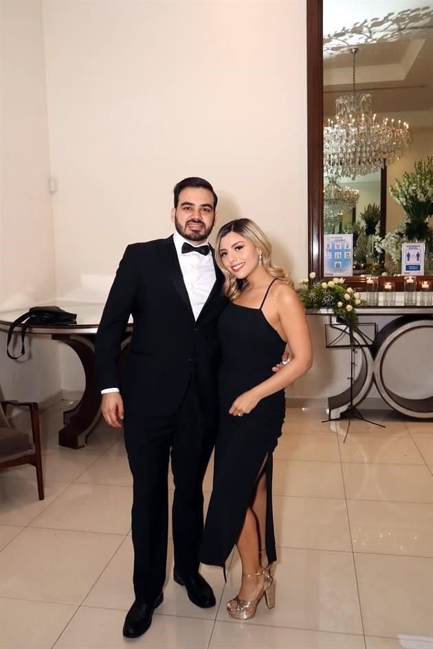 Marcelo Pérez Maldonado e Itza Elizondo