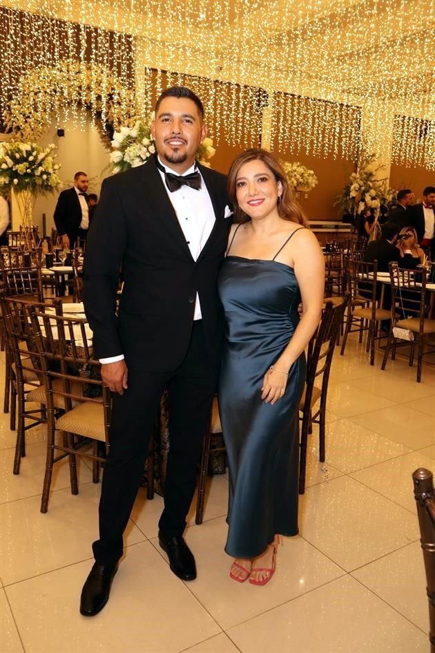 Nestor Contreras y Karen González
