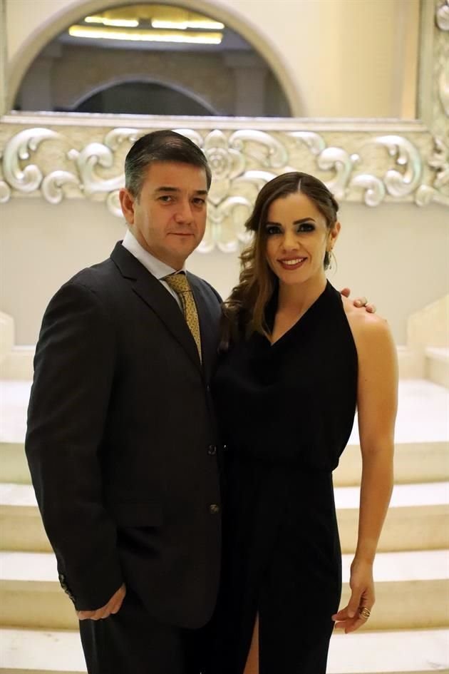 José Zárate y Mariana Garza