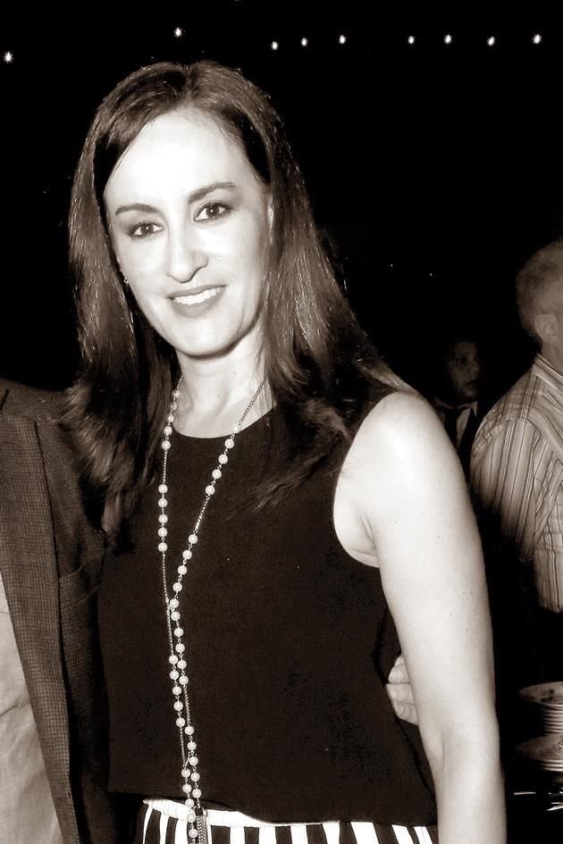SU HIJA. Federica