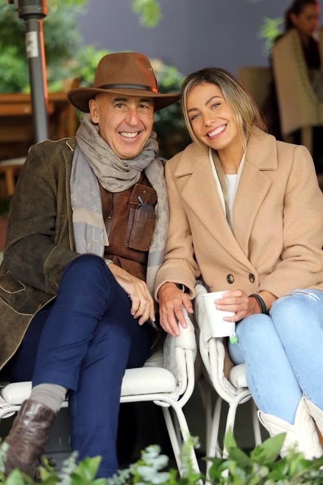 Marco Ramírez y Lidia Mantovalle.