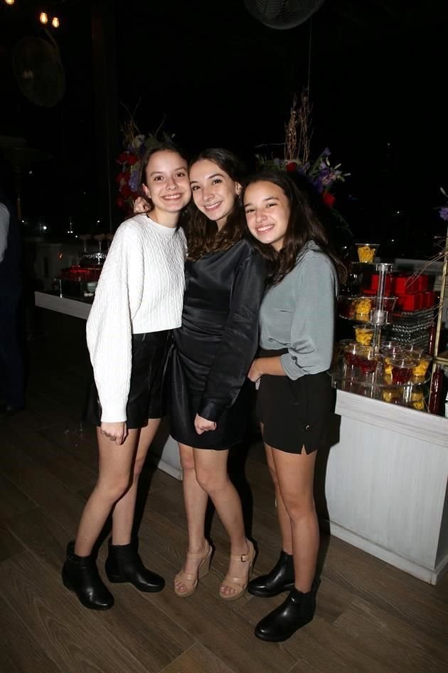 Gabriela Hinojosa, Ana Karen Hinojosa y Daniela Hinojosa