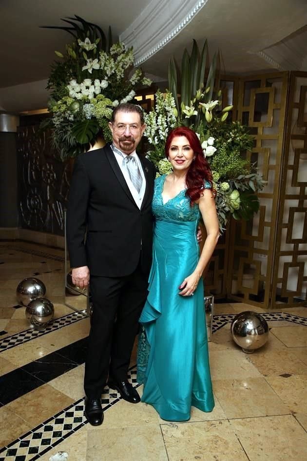 Fernando González González y María Elena López de González