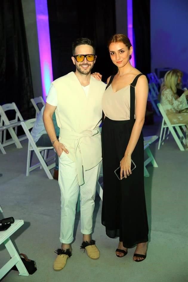 Lalo Rodríguez y Daniela Suárez