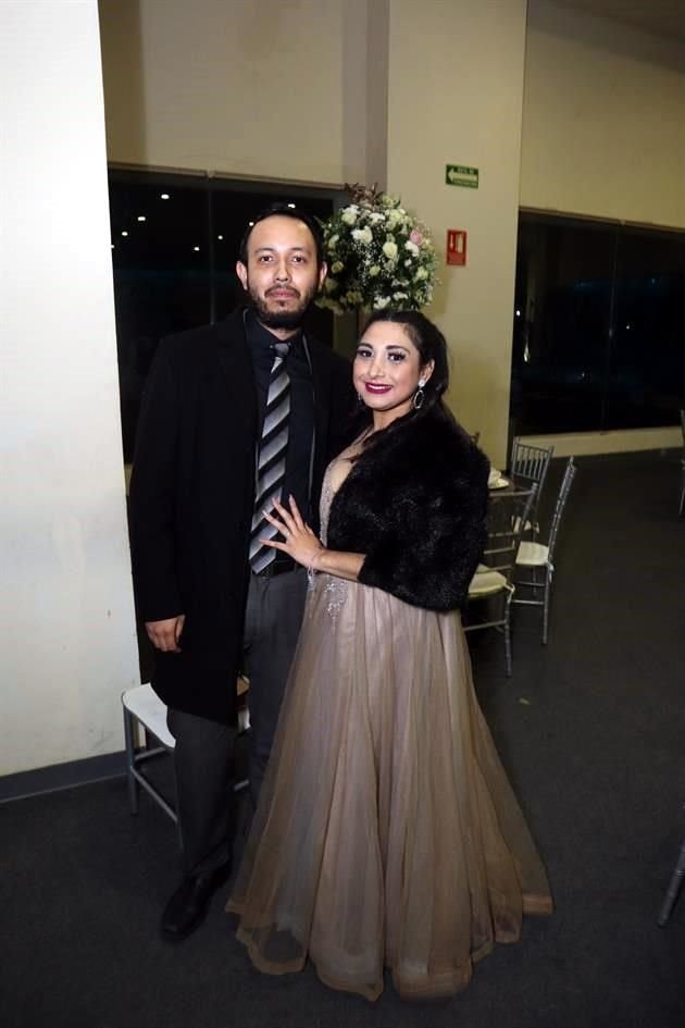 Orlando Quintanilla y Denisse Witrón