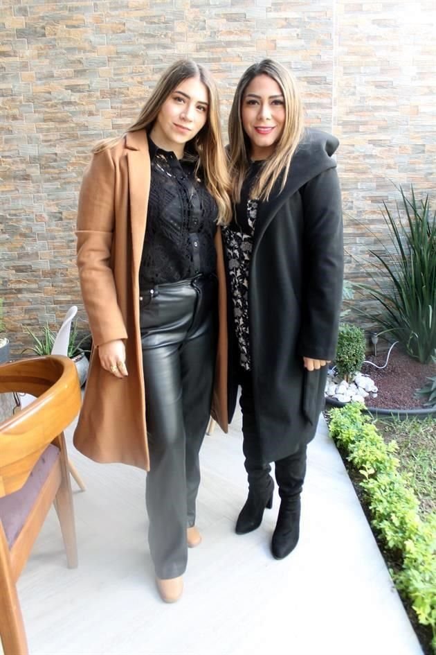 Linda Ruiz y Sandra Cavazos