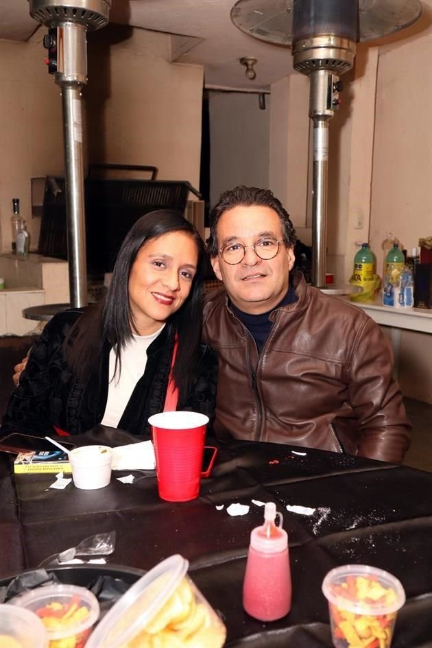 Laura Martínez y Roberto Arizpe