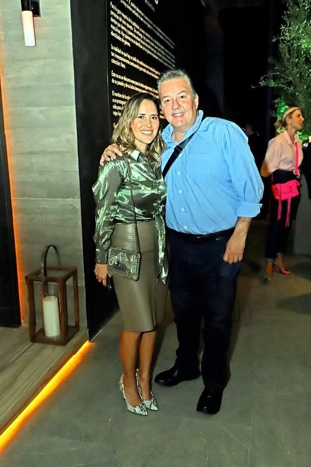 Olaya Guajardo Casares y Luis Casares