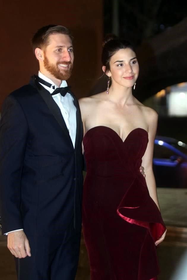 Lucas Lanz y Valeria Lozano de Lanz