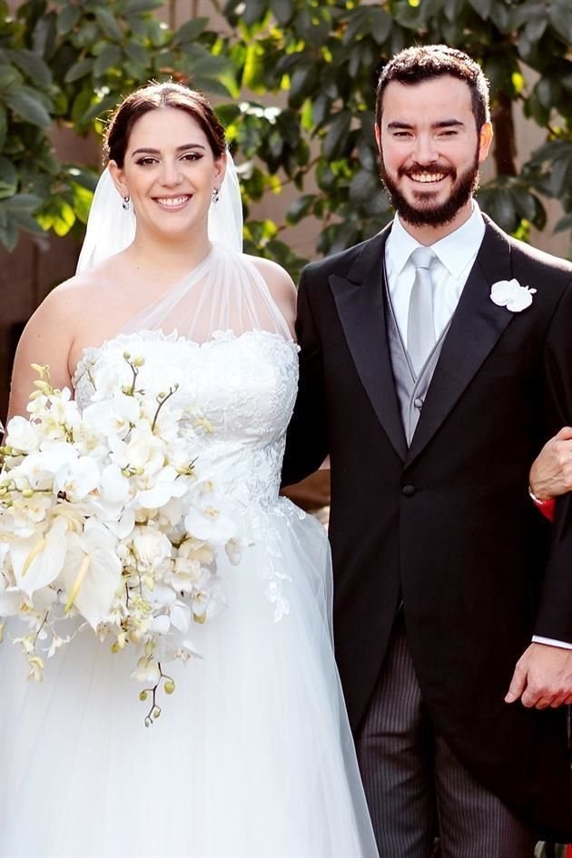 Viviana Villarreal Garza y Adrián Santos Gómez