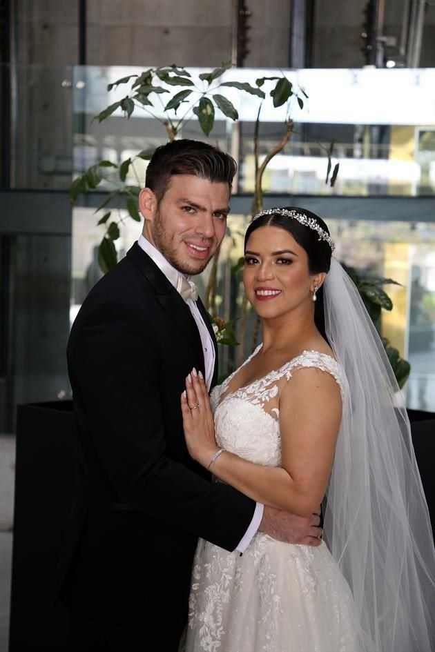 Alvaro Mathiew y Caro Ayala Mata