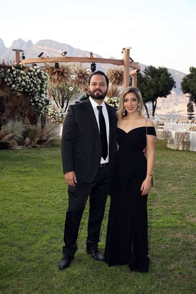 Servando Salinas de la Cruz y Saraí Martínez García