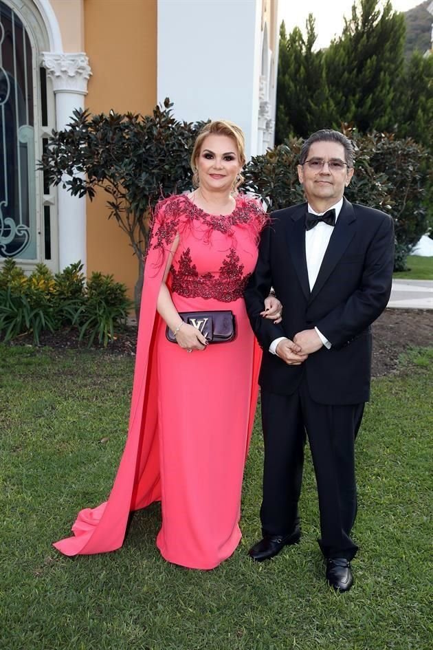 Teresa McDonald Chávez y Rosendo Martínez Gómez