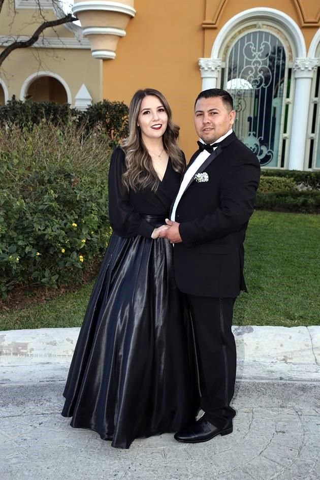 Juany Cavazos y César Luna González