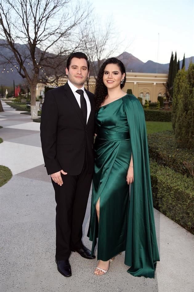 Juan Barrera y Darelly Alanís