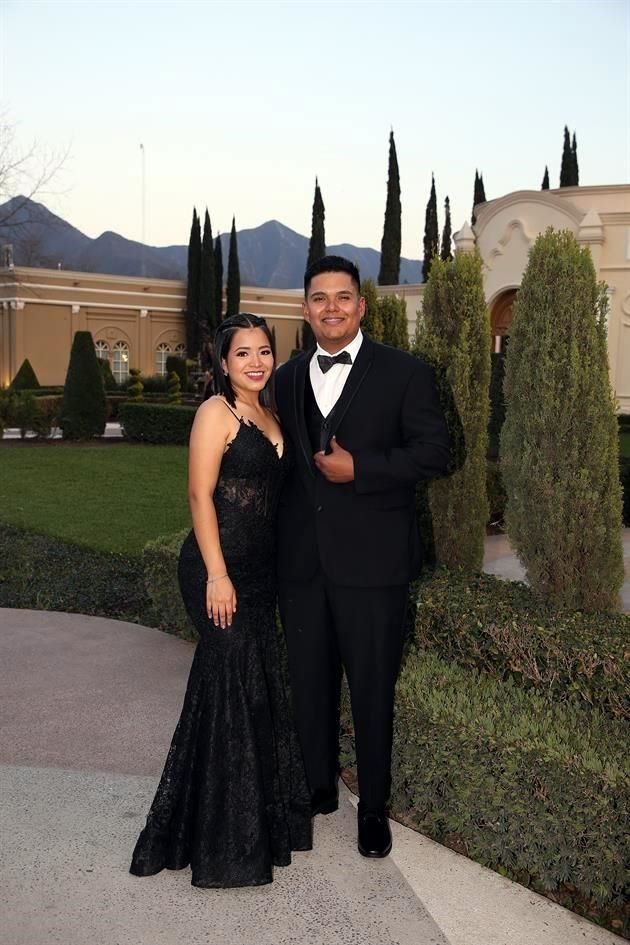 Karla Contreras y Brando Contreras