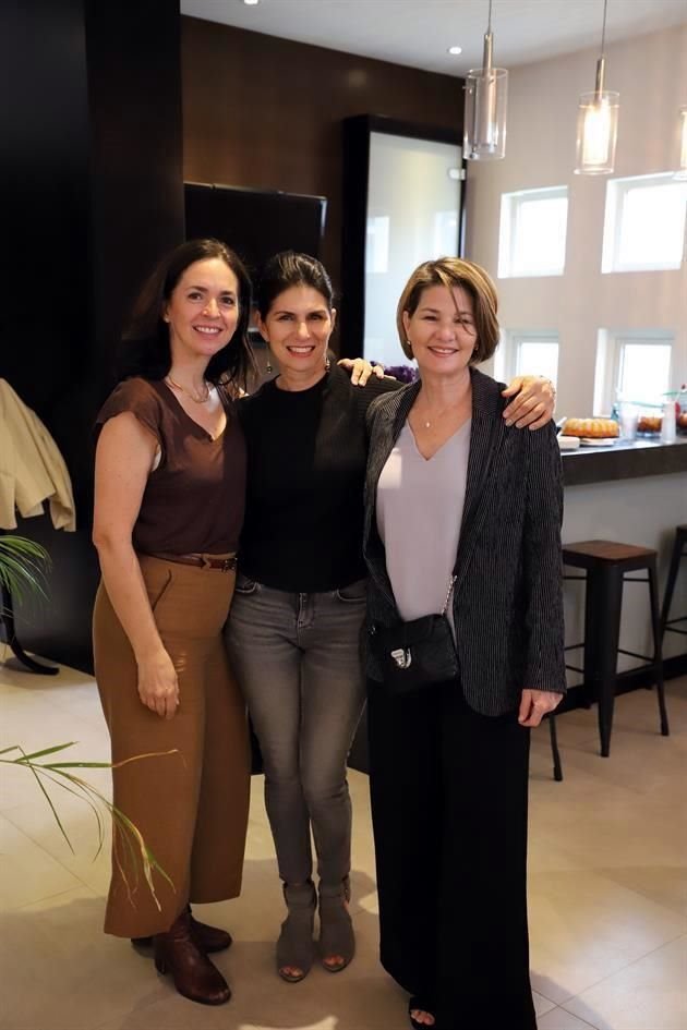 Marifer Zorrilla, Marcela Barragán y Claudia Gómez
