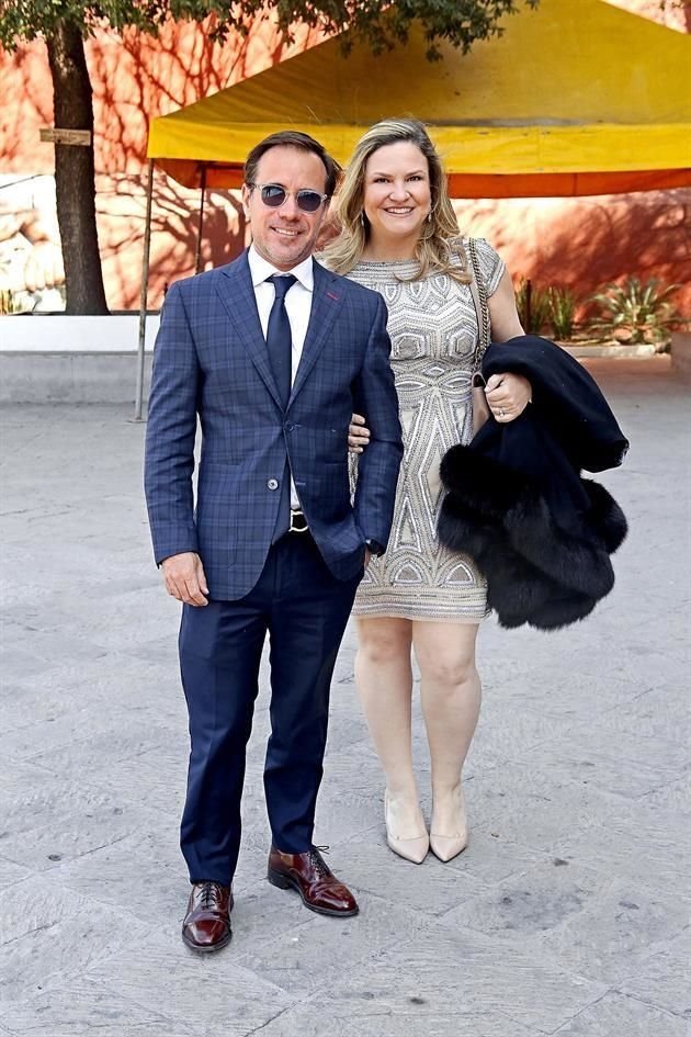 Enrique García y Bárbara Martínez de García