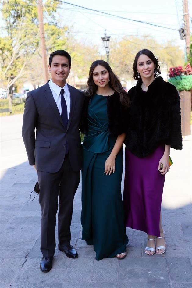 Rodrgo Gastelum, Daniela Martínez y Vero Fernández