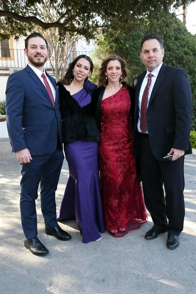 José Miguel Peña, Catalina Ibarra, Catalina Camps de Ibarra y Gerardo Ibarra