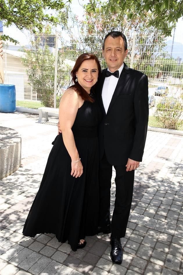 Gabriela Taffinder y Homero Villarreal