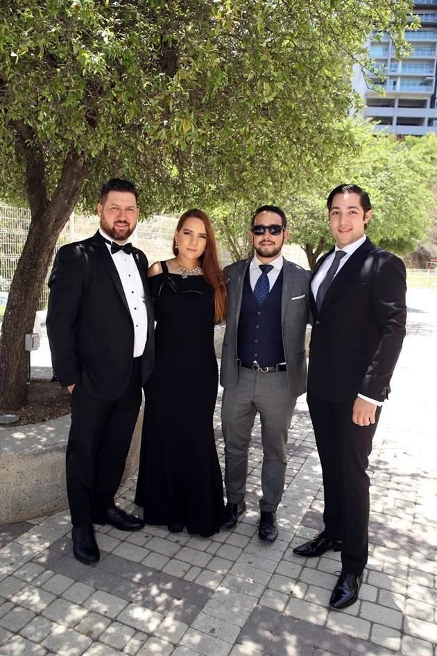 Julio Espinoza, Bárbara González, Hugo Silvestri y Alejandro González
