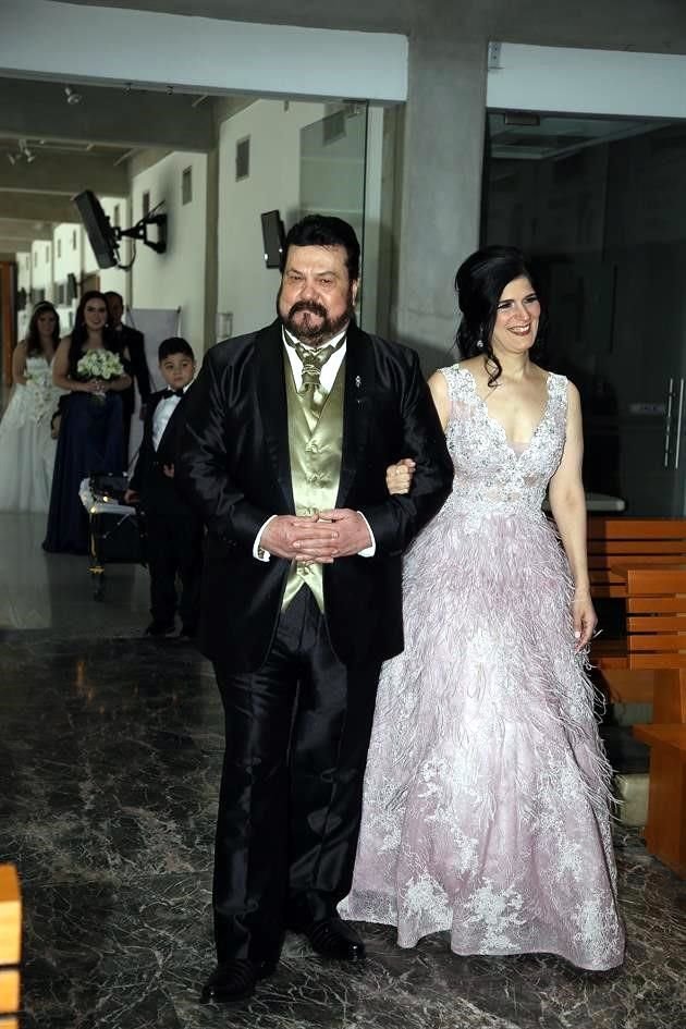 Hugo Lazcano Garza y Sandra Vargas Bravo