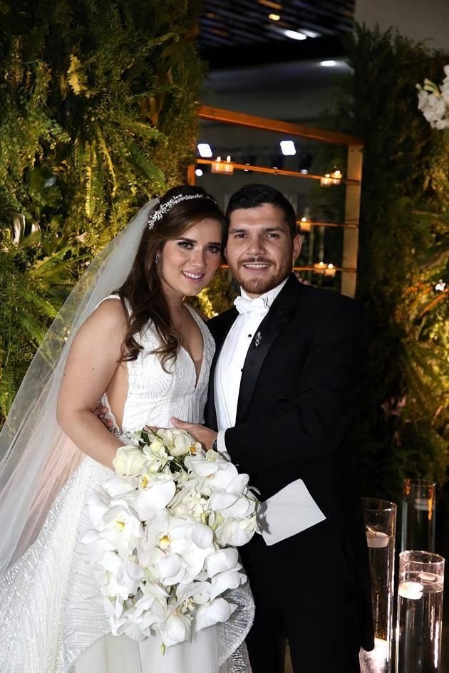 Daniela Espinoza Vargas y Hugo Lazcano Cantú