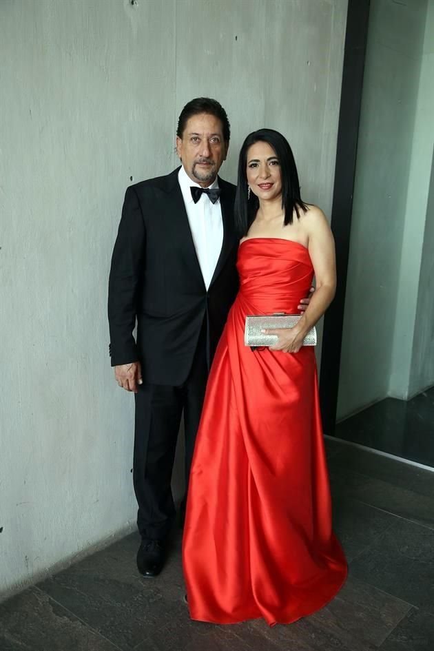 Luis Felipe Roldán y Roselena Lozano