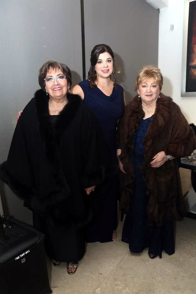 Maricarmen Gutiérrez de González, Alejandra Gutiérrez de Páez y Orfelinda González de Vázquez