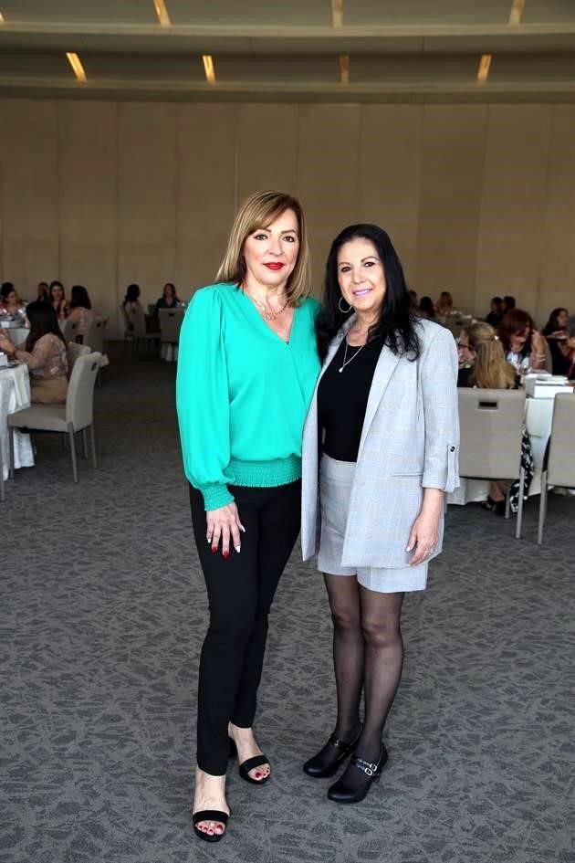 Myriam Hutchinson y Margarita Goytortua