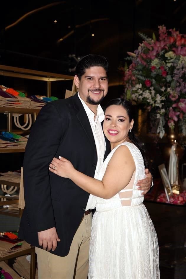 Eduardo González de la Garza y Erika Salomé Rodríguez Calderón