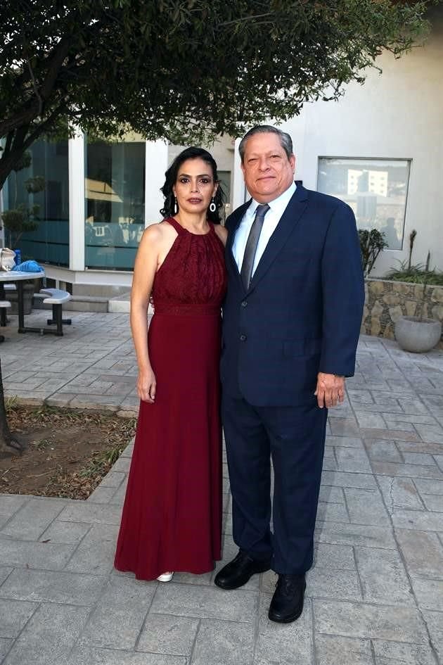 Claudia Garza y Javier Rodríguez