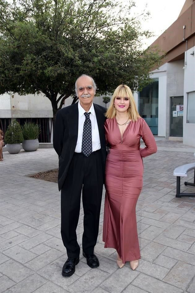 Juan Armando Trejo y Aurora Trejo