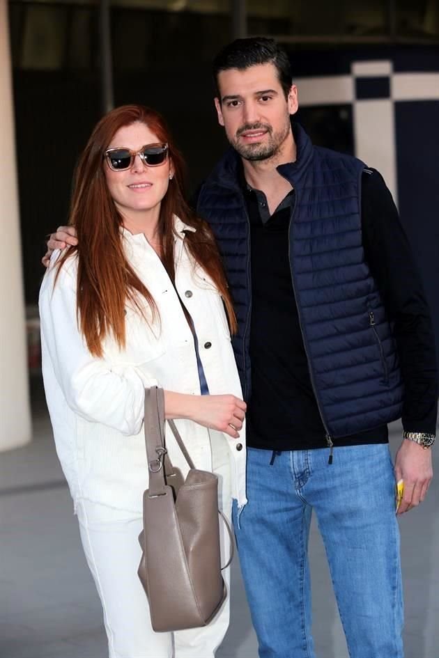 Cristy Ovalle de Páez y Eugenio Páez
