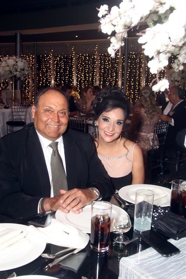 Manuel Sánchez y Bertha Castillo