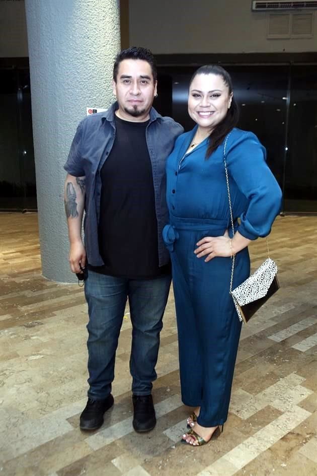 Stephanie Díaz y Romeo Espinosa