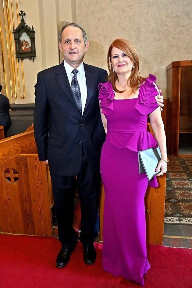 Virgilio Garza Zambrano y Judith Suess de Garza