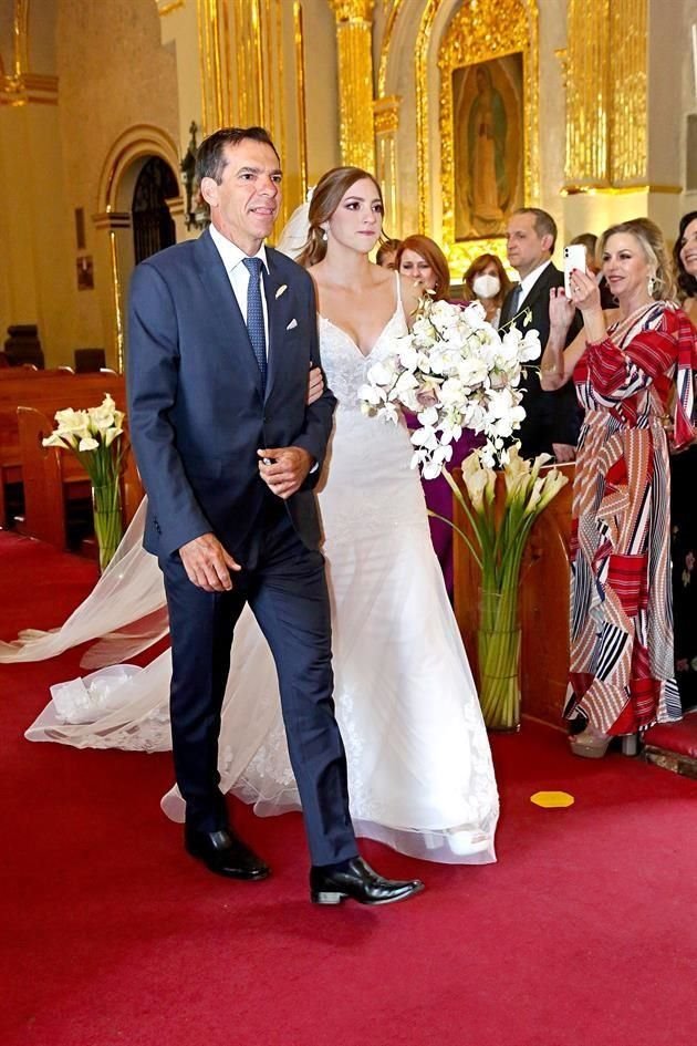 Carlos Bianchezi con su hija Giulia Bianchezi Muchiutti<br>