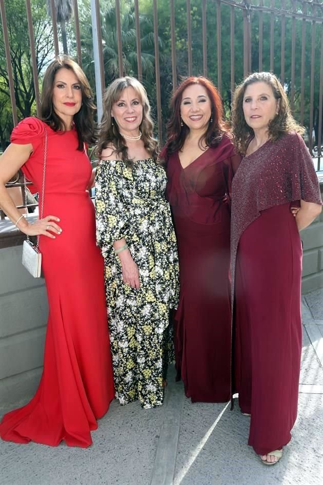 Lilian Jáuregui, Cristina Salinas, Diana Rodríguez y Regina García