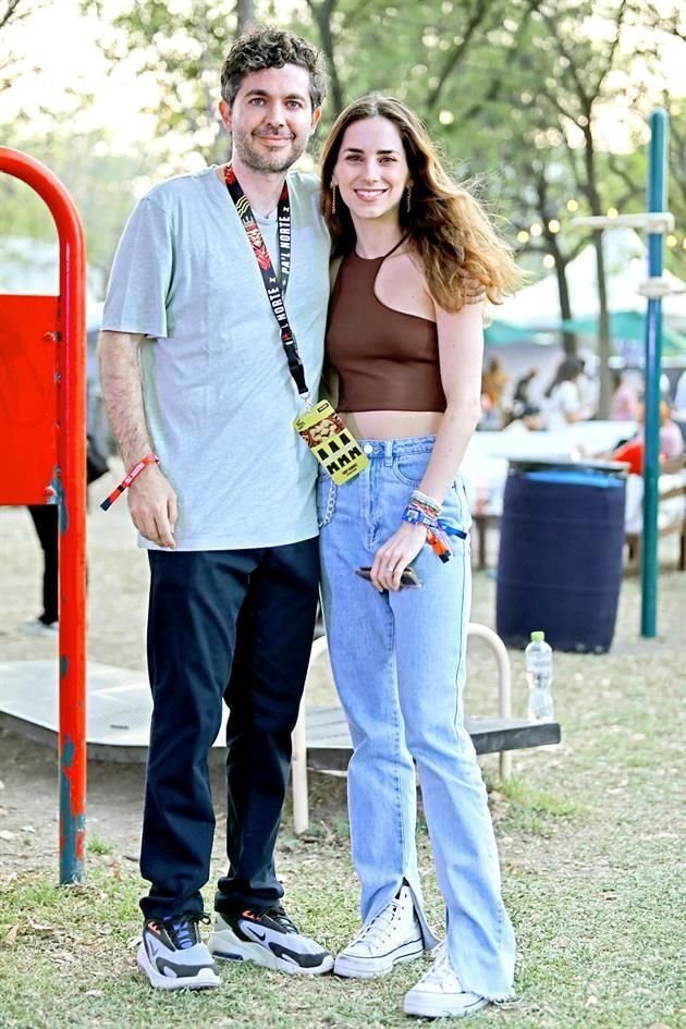 Eduardo Ramírez y Astrid Algara