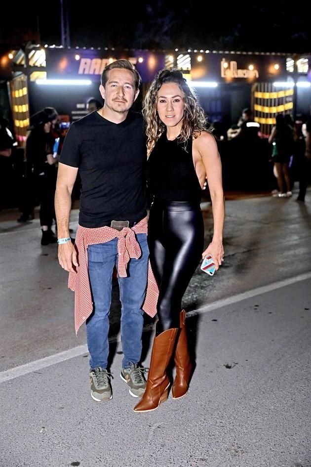 Mauricio Zavala y Julia Ramos de Zavala