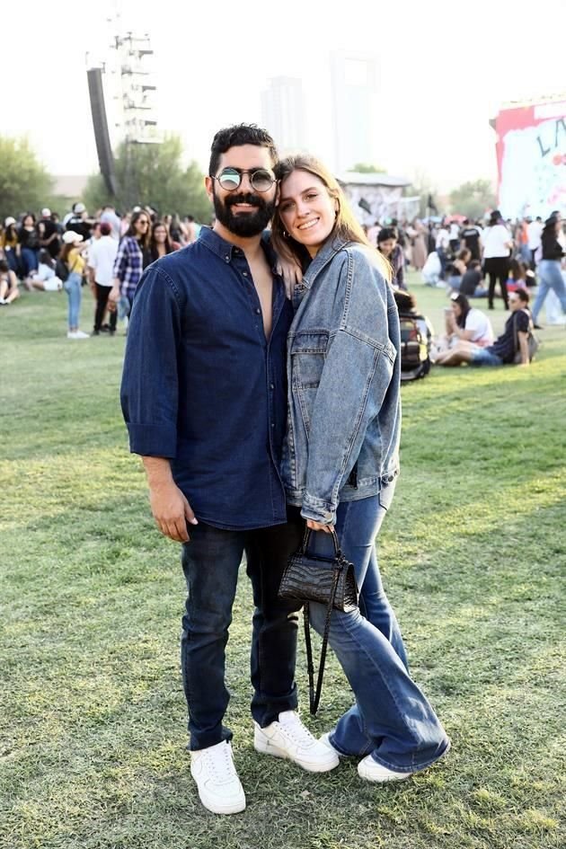 Michael Santillana y Fernanda Anseno
