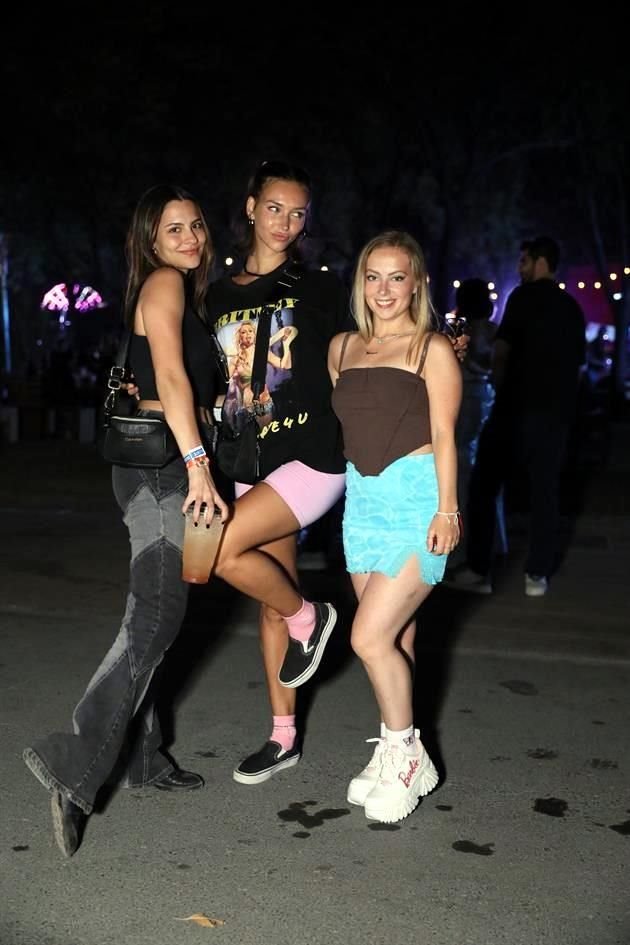 Bárbara Romo, Rachel Cook y Erin Taylor