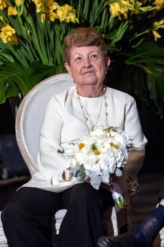 Gloria Collado Martínez, mamá de la novia