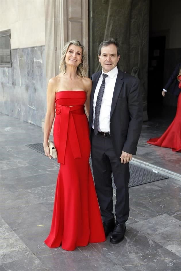 Clarissa de Garza y Amador Garza