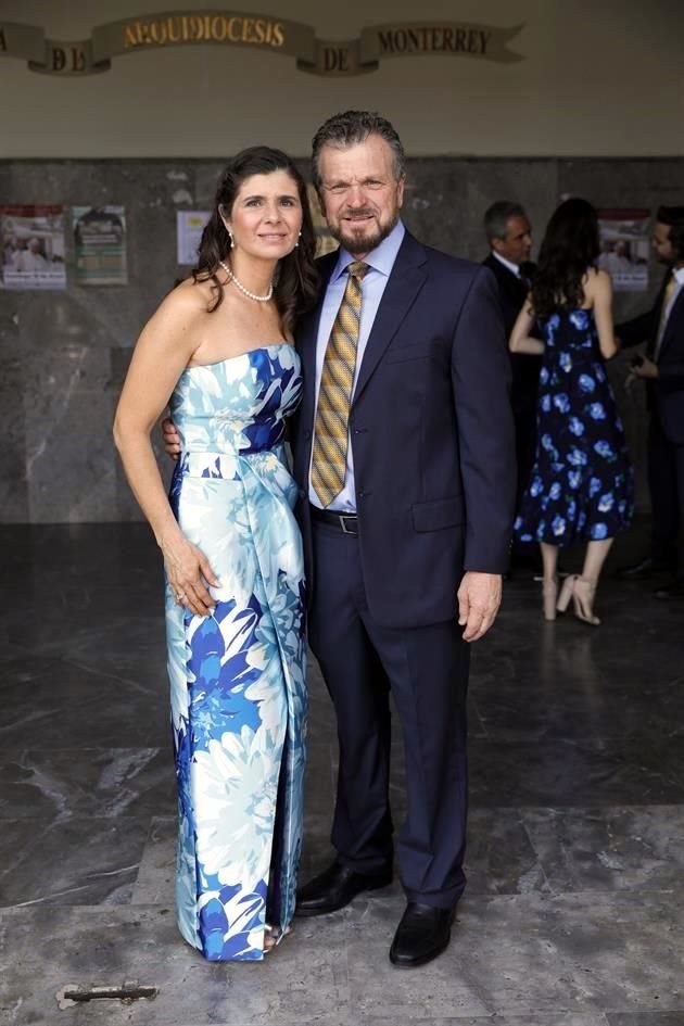 Catalina Carrillo de Garza y Ricardo Garza