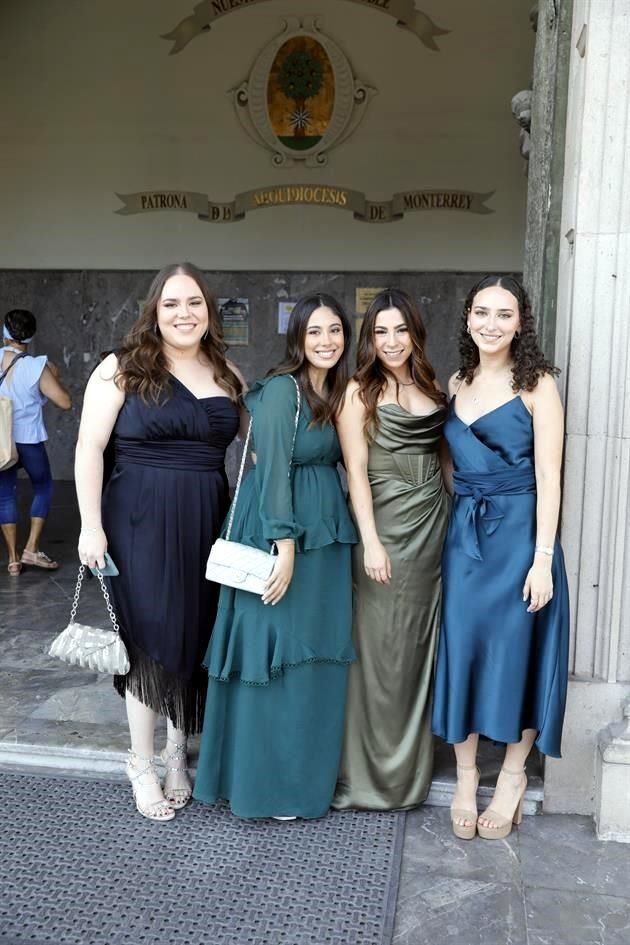 Balbina Arredondo, Lucía Chávez, Ana Lucía Chávez y Sofía Pons