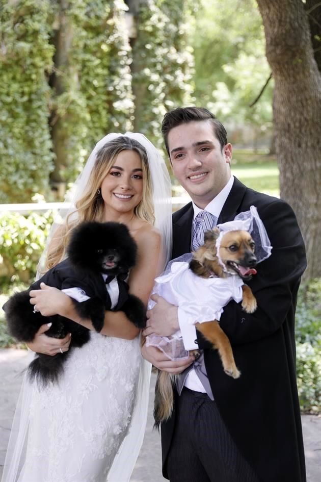 Balbina Garza Martínez y Andrés Garza Guajardo